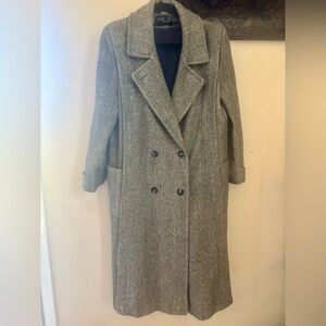 Elegant Women's Gray Trench Coat
